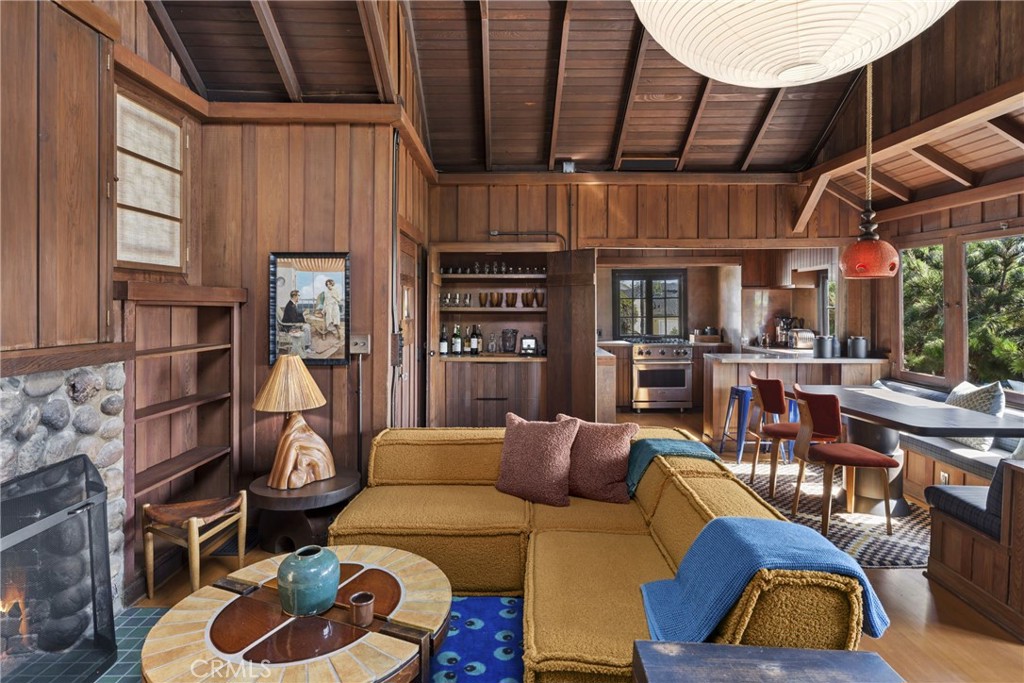 310 Hawthorne Road, Laguna Beach CA 92651 - photo 8