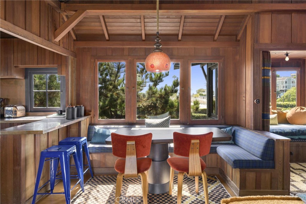 310 Hawthorne Road, Laguna Beach CA 92651 - photo 11
