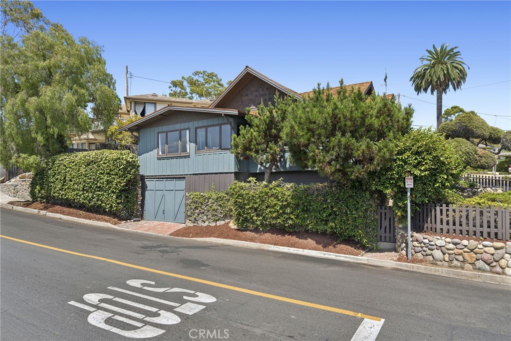 310 Hawthorne Road, Laguna Beach CA 92651 - photo 18