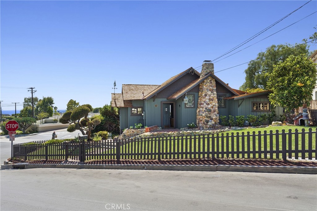 310 Hawthorne Road, Laguna Beach CA 92651 - photo 19