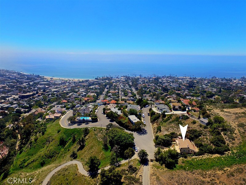 310 Lookout Drive, Laguna Beach CA 92651 - photo 1