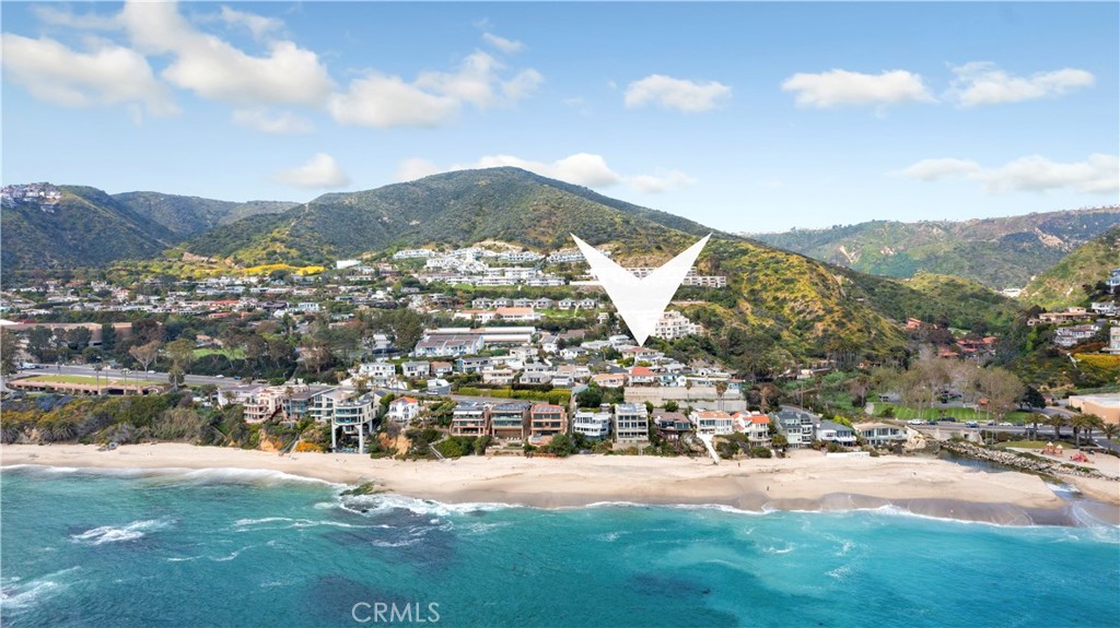 31032 Aliso Circle, Laguna Beach CA 92651 - photo 1