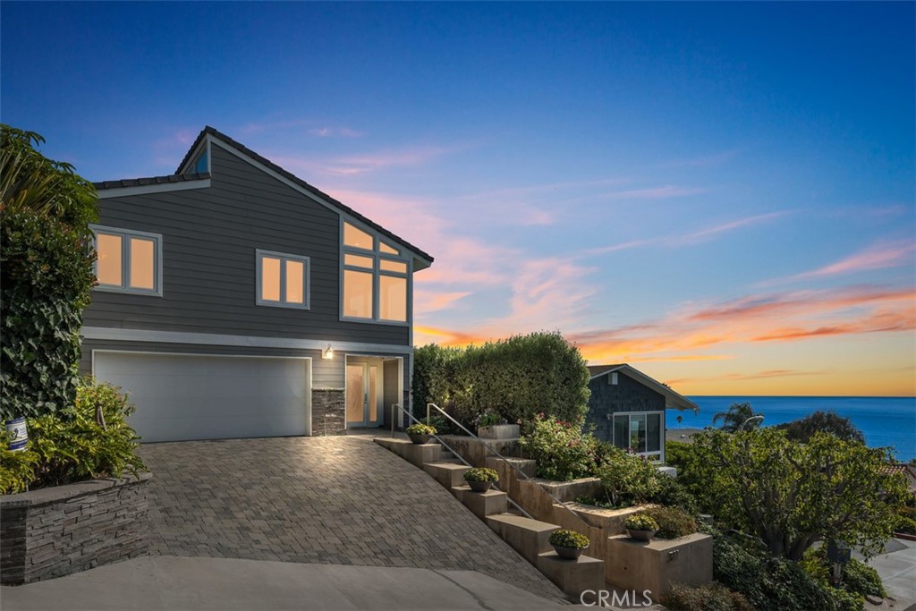Front of the house at dusk. - 311 Viejo Street, Laguna Beach CA 92651 - photo 1