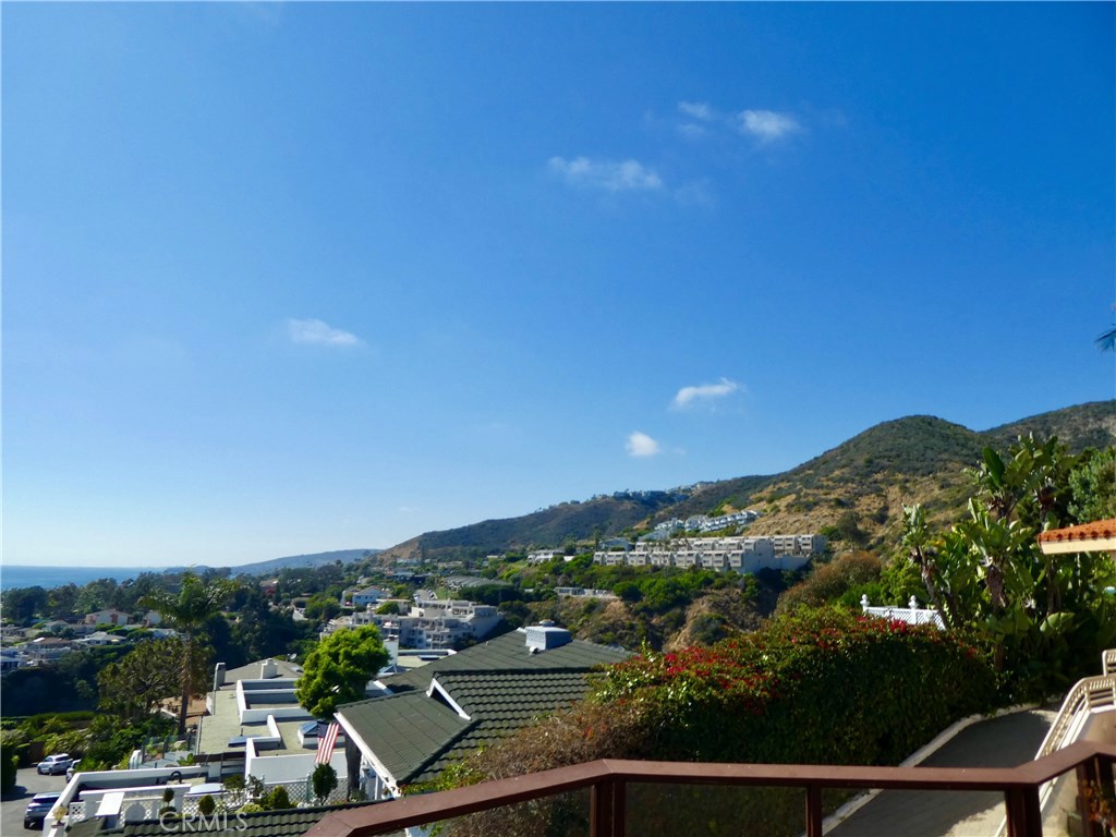 31122 Brooks Street, Laguna Beach CA 92651 - photo 19