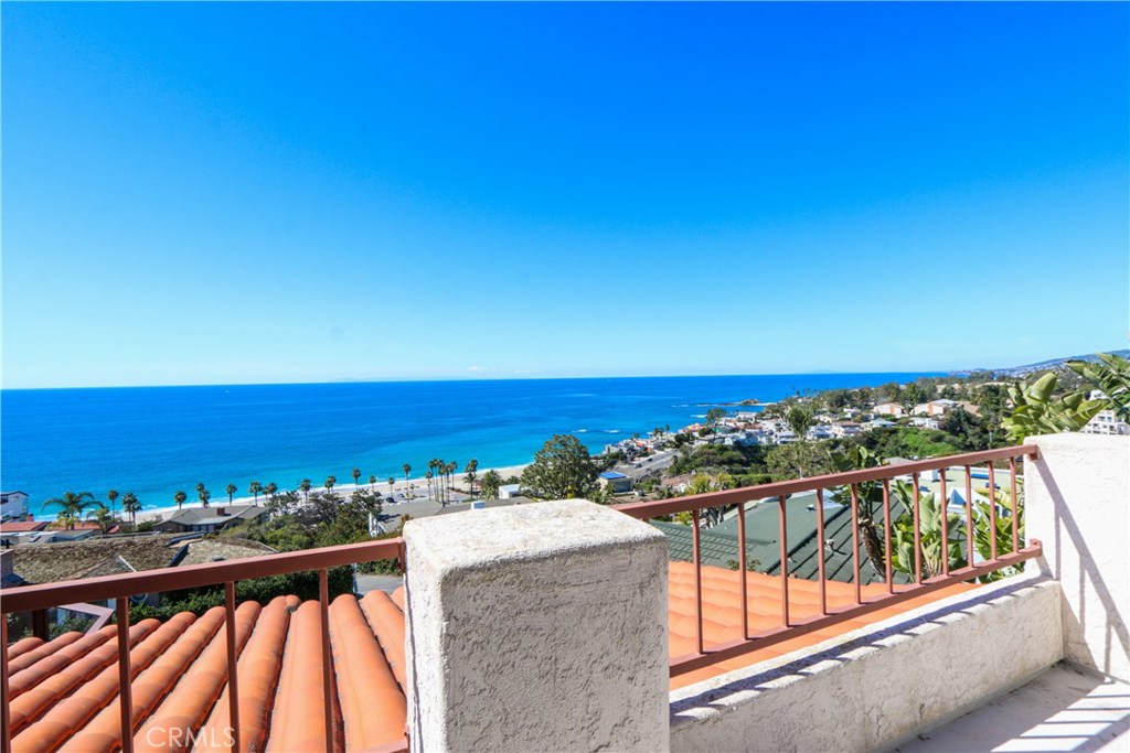 Private ocean view balcony off master bedroom. - 31122 Brooks Street, Laguna Beach CA 92651 - photo 20