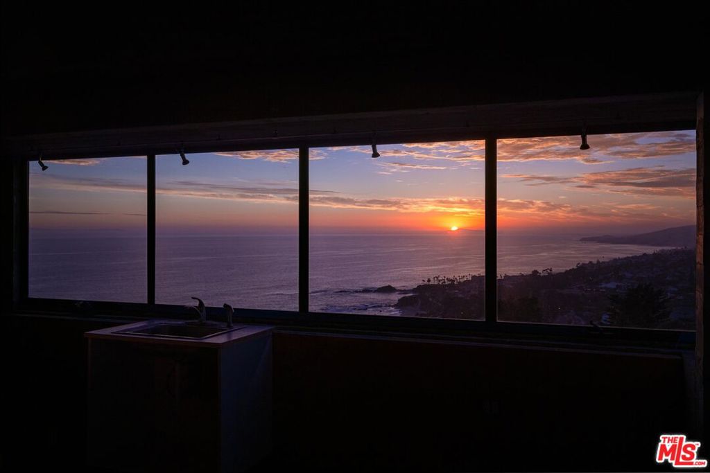 31172 Ceanothus Drive, Laguna Beach CA 92651 - photo 32
