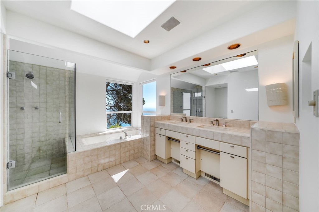 31176 Ceanothus, Laguna Beach CA 92651 - photo 13