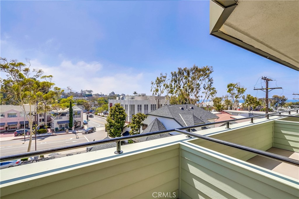 312 Broadway 13, Laguna Beach CA 92651 - photo 6