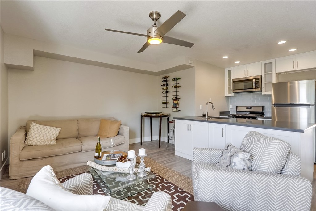 312 Broadway 7, Laguna Beach CA 92651 - photo 5