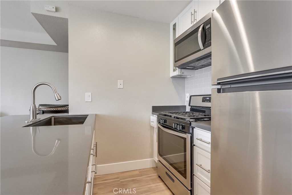 312 Broadway 7, Laguna Beach CA 92651 - photo 10