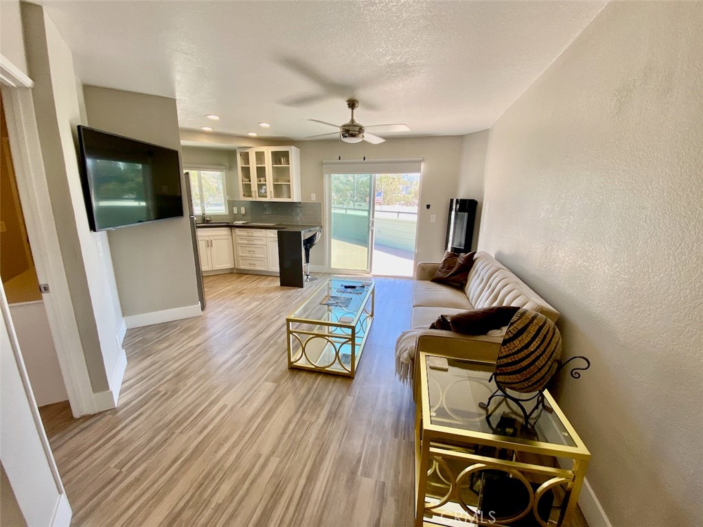 312 Broadway Street 15, Laguna Beach CA 92651 - photo 1