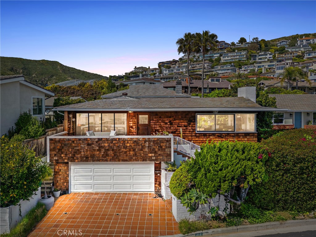 312 Emerald Bay, Laguna Beach CA 92651 - photo 1