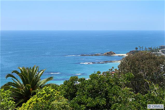 Incredible panoramic ocean, coastline and Catalina sunset views. - 31207 CEANOTHUS Drive, Laguna Beach CA 92651 - photo 1
