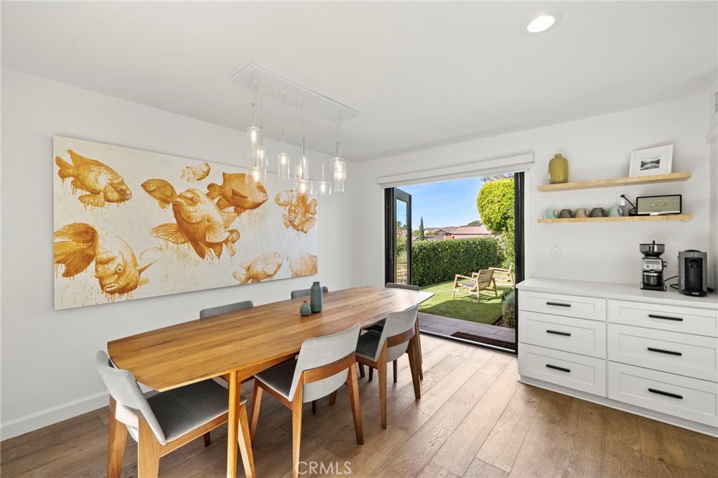 Formal dining - 3121 Bern Drive, Laguna Beach CA 92651 - photo 12