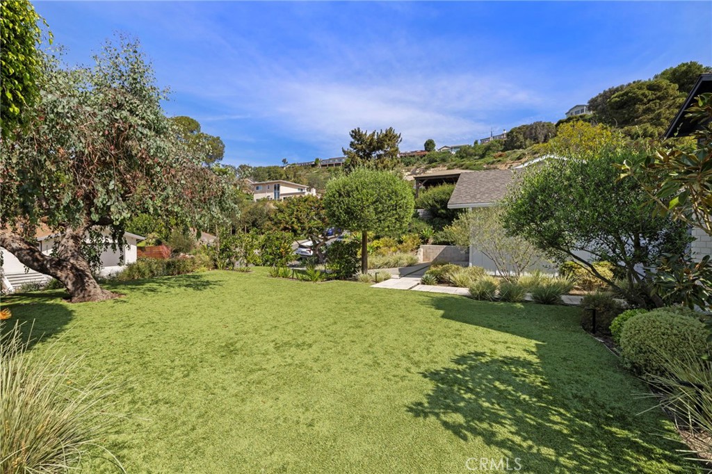 3121 Bern Drive, Laguna Beach CA 92651 - photo 41