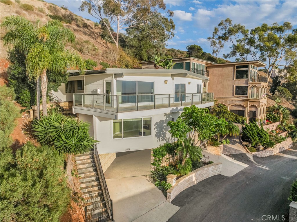 31272 Ceanothus Drive, Laguna Beach CA 92651 - photo 2