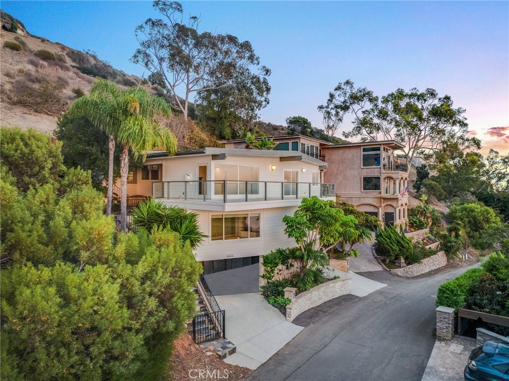 31272 Ceanothus Drive, Laguna Beach CA 92651 - photo 3