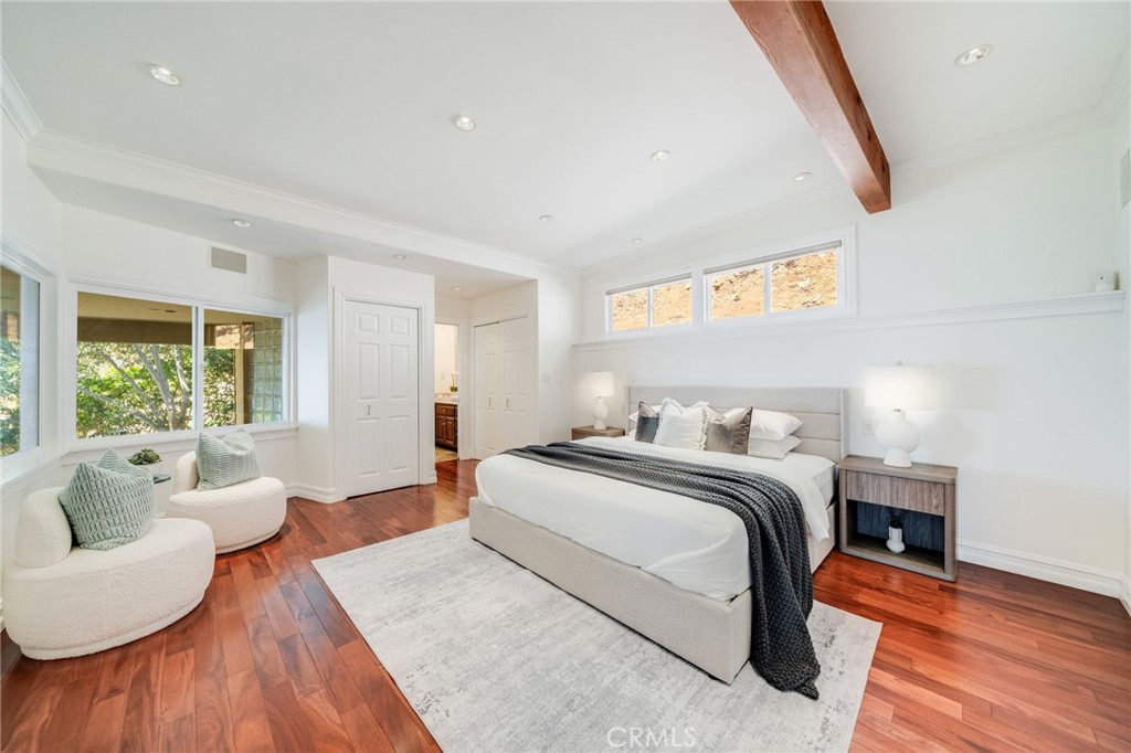 Photo depicts furniture that has been removed from the home. - 31272 Ceanothus Drive, Laguna Beach CA 92651 - photo 18