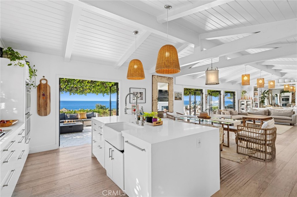 31292 Monterey, Laguna Beach CA 92651 - photo 10