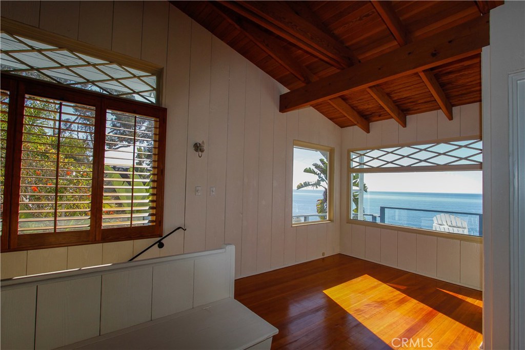 31293 Holly Drive, Laguna Beach CA 92651 - photo 1
