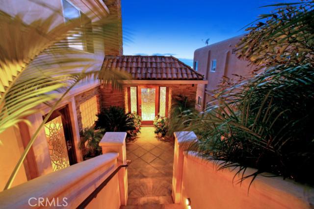 Entry Patio to 31311 Ceanothus Drive - 31311 Ceanothus Drive, Laguna Beach CA 92651 - photo 1