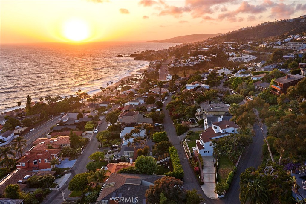 31321 Brooks Street, Laguna Beach CA 92651 - photo 1