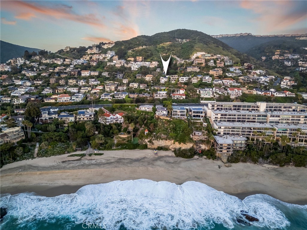 31331 Holly Drive, Laguna Beach CA 92651 - photo 1