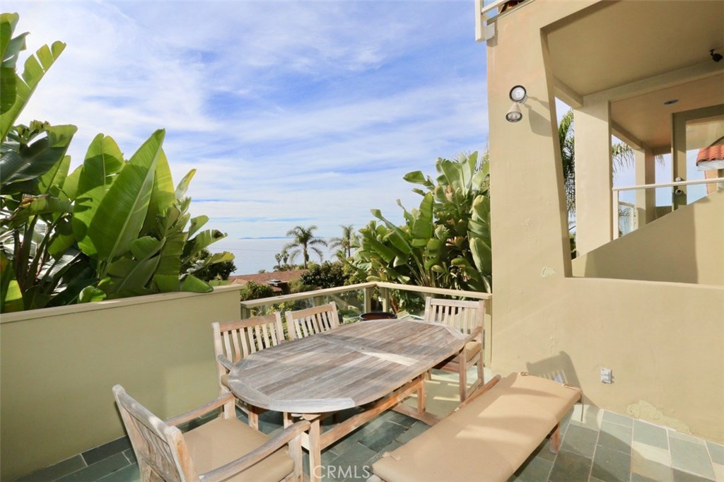 31341 Pedro Street, Laguna Beach CA 92651 - photo 1