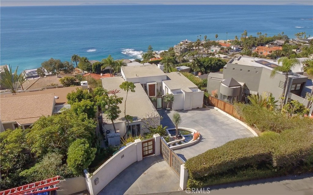 31345 Holly Drive, Laguna Beach CA 92651 - photo 1