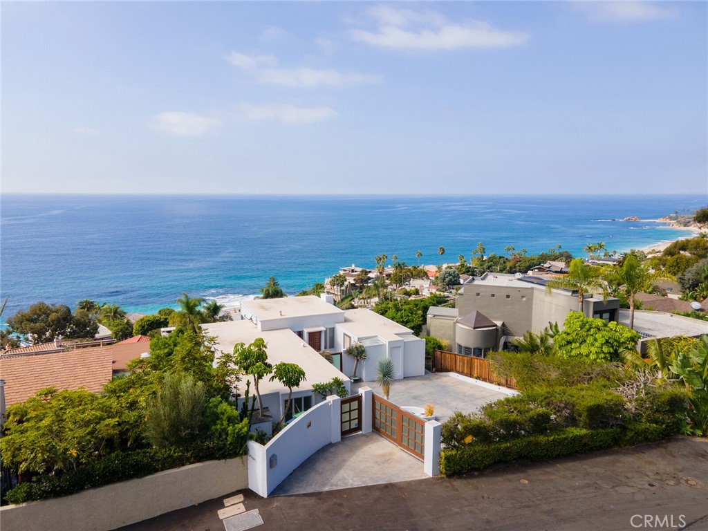 31345 Holly Drive, Laguna Beach CA 92651 - photo 1