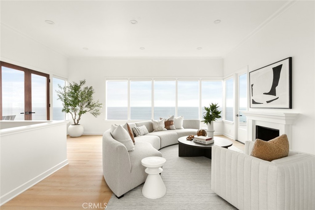 31345 Holly Drive, Laguna Beach CA 92651 - photo 1