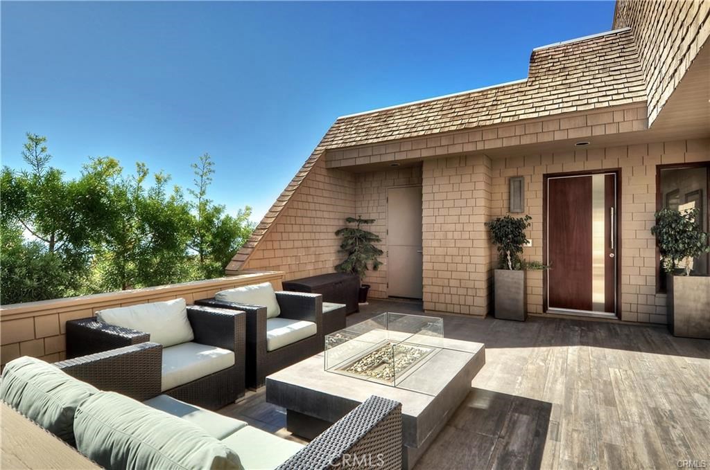 31361 Holly Drive, Laguna Beach CA 92651 - photo 1