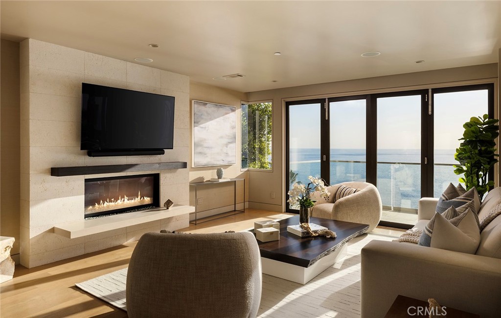 31387 Ceanothus Drive, Laguna Beach CA 92651 - photo 1