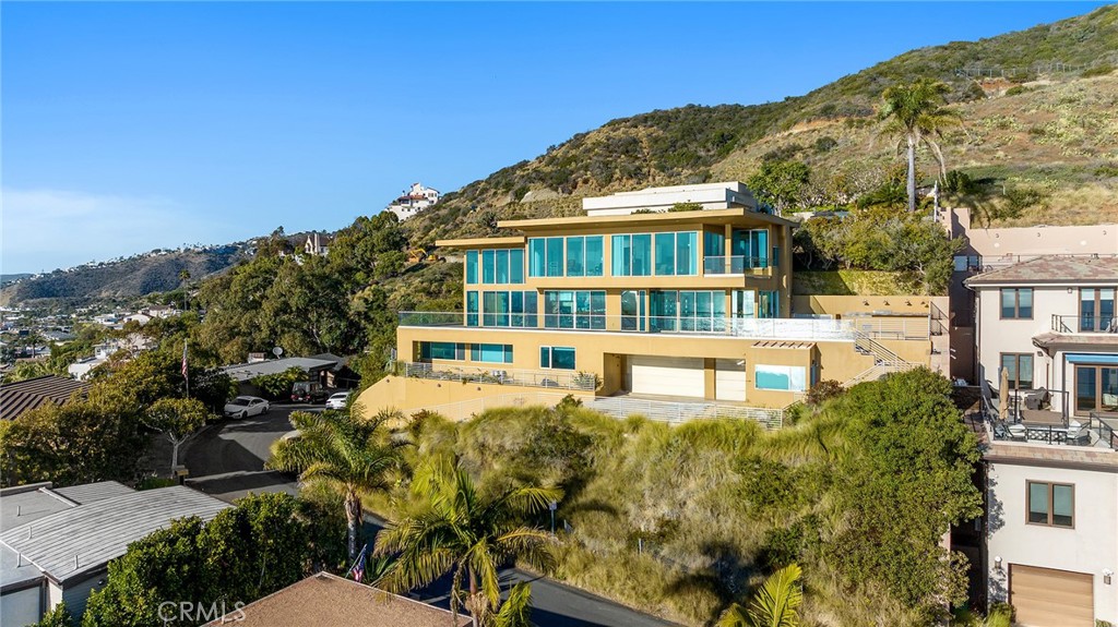 31402 Ceanothus Drive, Laguna Beach CA 92651 - photo 13