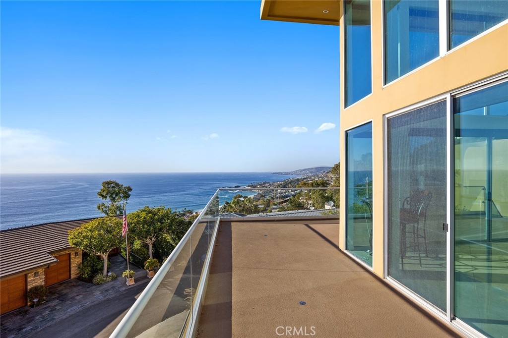 31402 Ceanothus Drive, Laguna Beach CA 92651 - photo 16