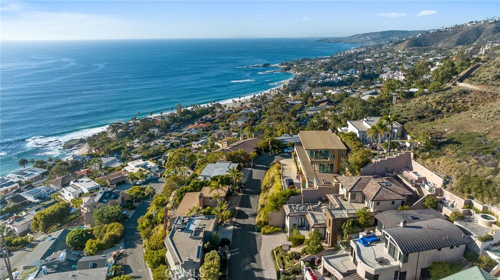 31402 Ceanothus Drive, Laguna Beach CA 92651 - photo 39