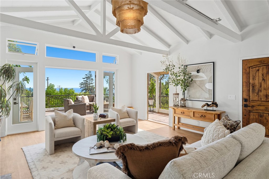 31402 Ocean View, Laguna Beach CA 92651 - photo 4
