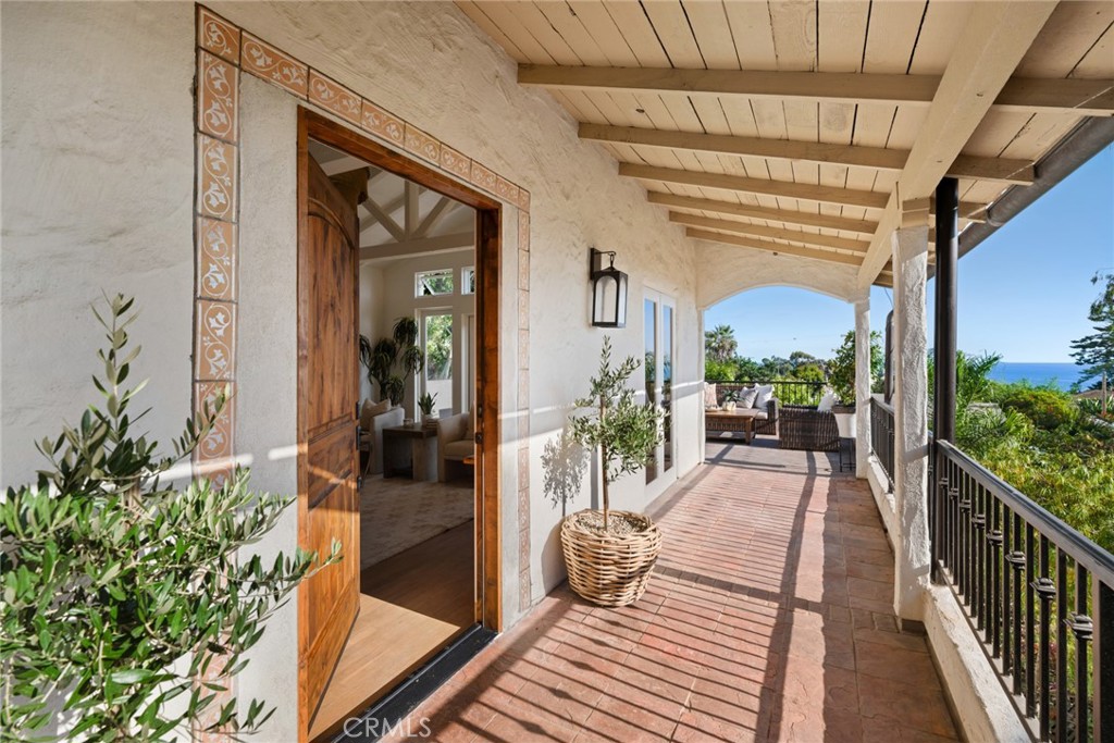 31402 Ocean View, Laguna Beach CA 92651 - photo 9