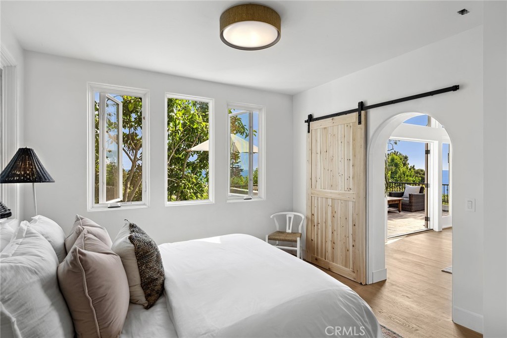 31402 Ocean View, Laguna Beach CA 92651 - photo 12