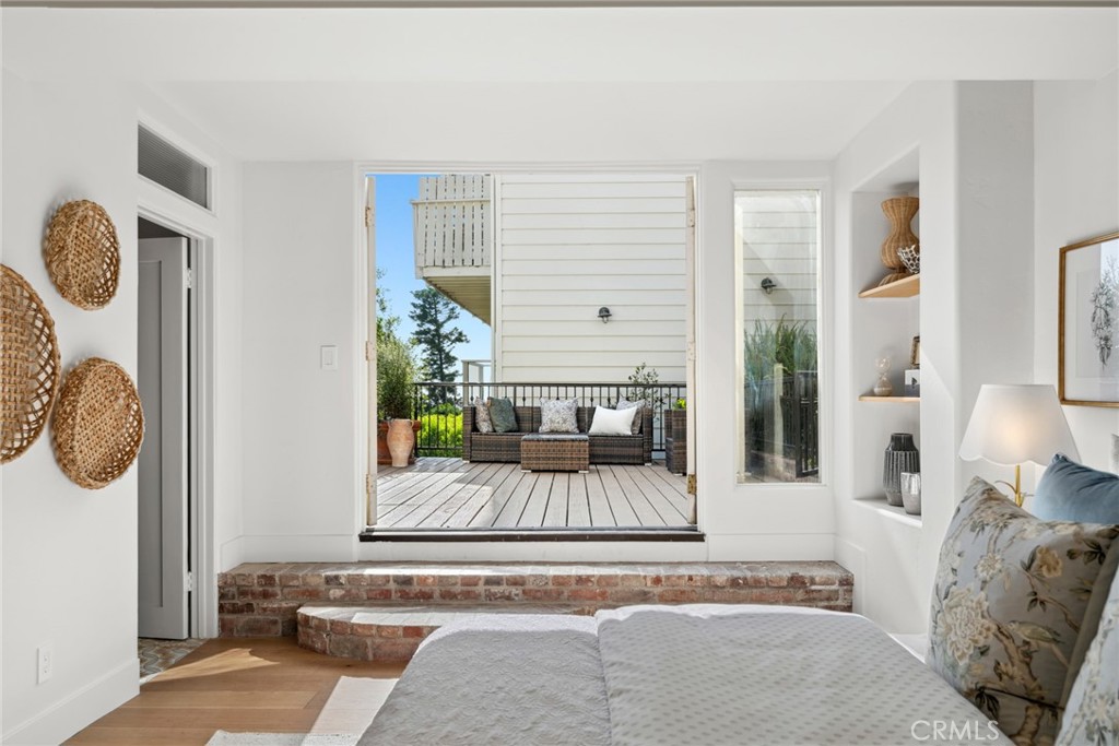 31402 Ocean View, Laguna Beach CA 92651 - photo 15