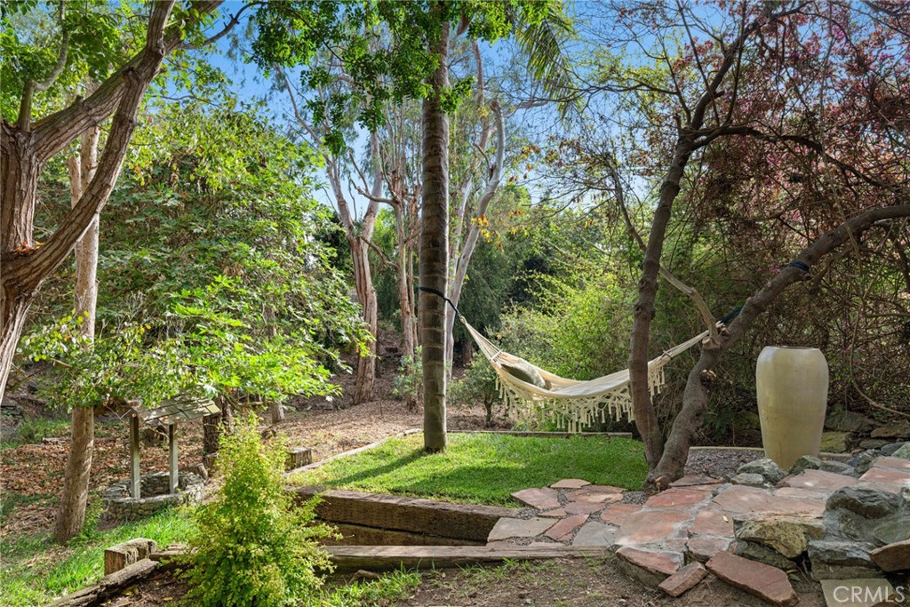 31402 Ocean View, Laguna Beach CA 92651 - photo 16