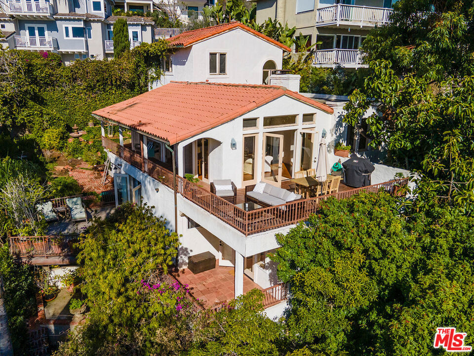 31402 Ocean View Street, Laguna Beach CA 92651 - photo 1