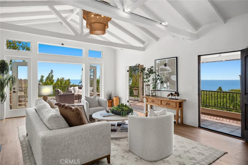 31402 Ocean View Street, Laguna Beach, CA 92651