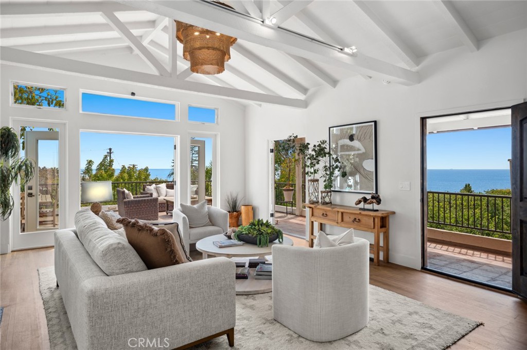 31402 Ocean View Street, Laguna Beach CA 92651 - photo 1