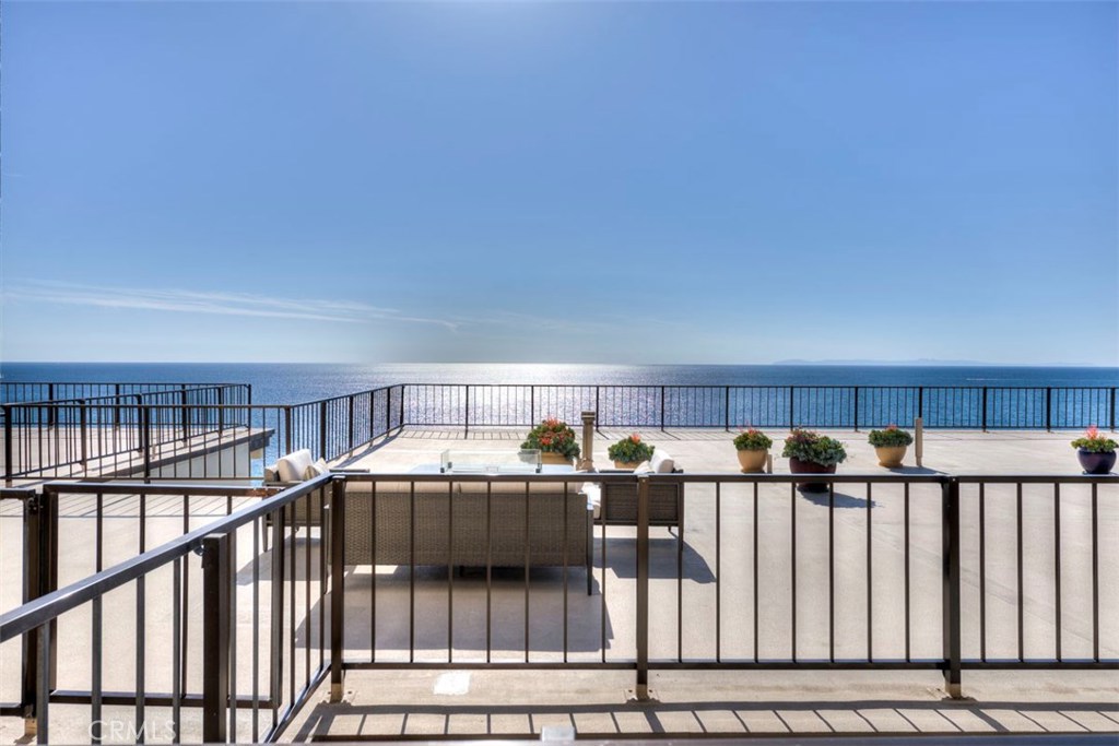 Private Patio - 31423 Coast 75, Laguna Beach CA 92651 - photo 1