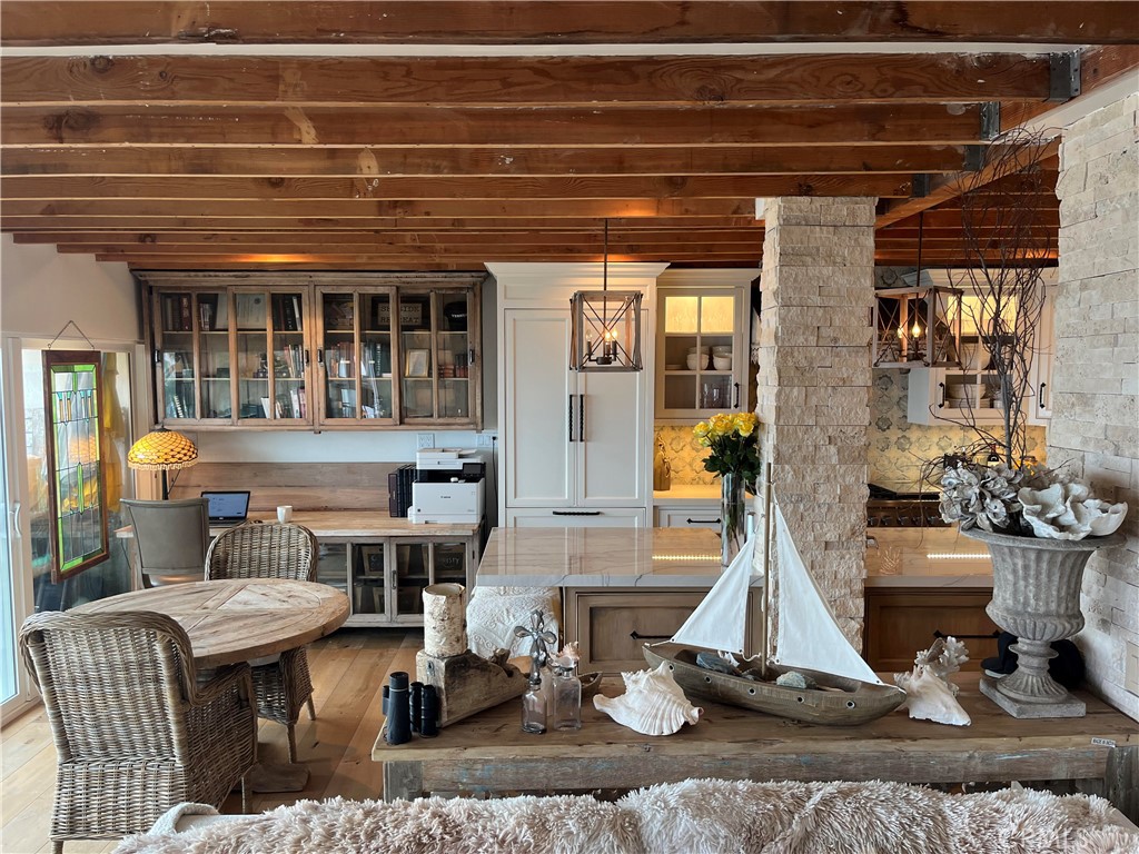 DINING /WORKSPACE - 31423 Coast Highway S 12, Laguna Beach CA 92651 - photo 6
