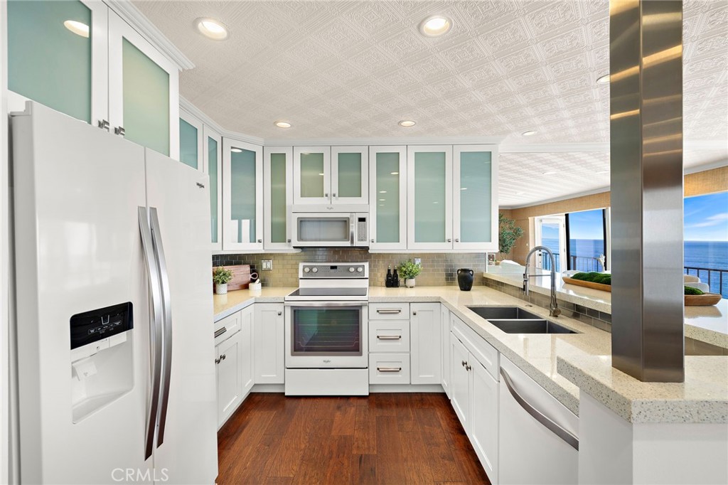 31423 Coast Hwy 61, Laguna Beach CA 92651 - photo 9