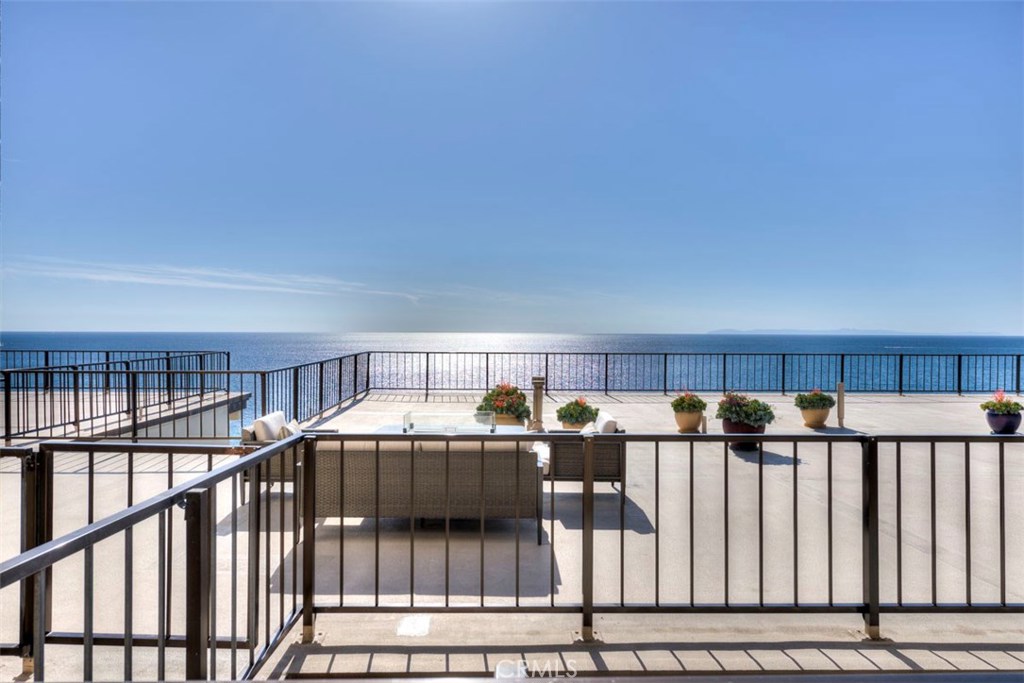 Private Patio - 31423 Coast Hwy 75, Laguna Beach CA 92651 - photo 1