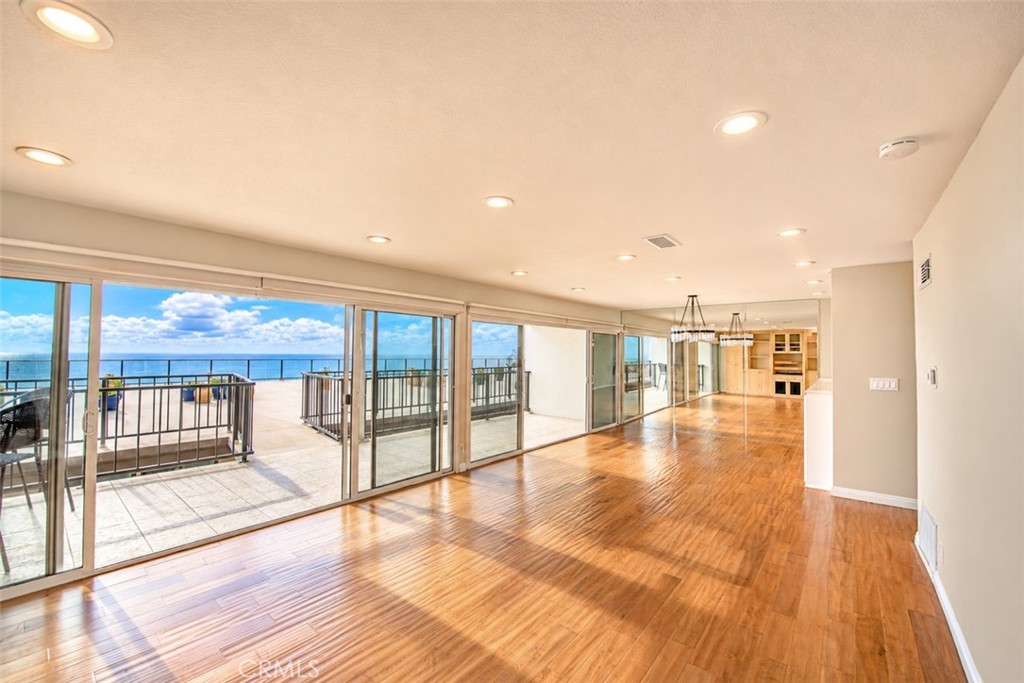 31423 Coast, Laguna Beach CA 92651 - photo 4