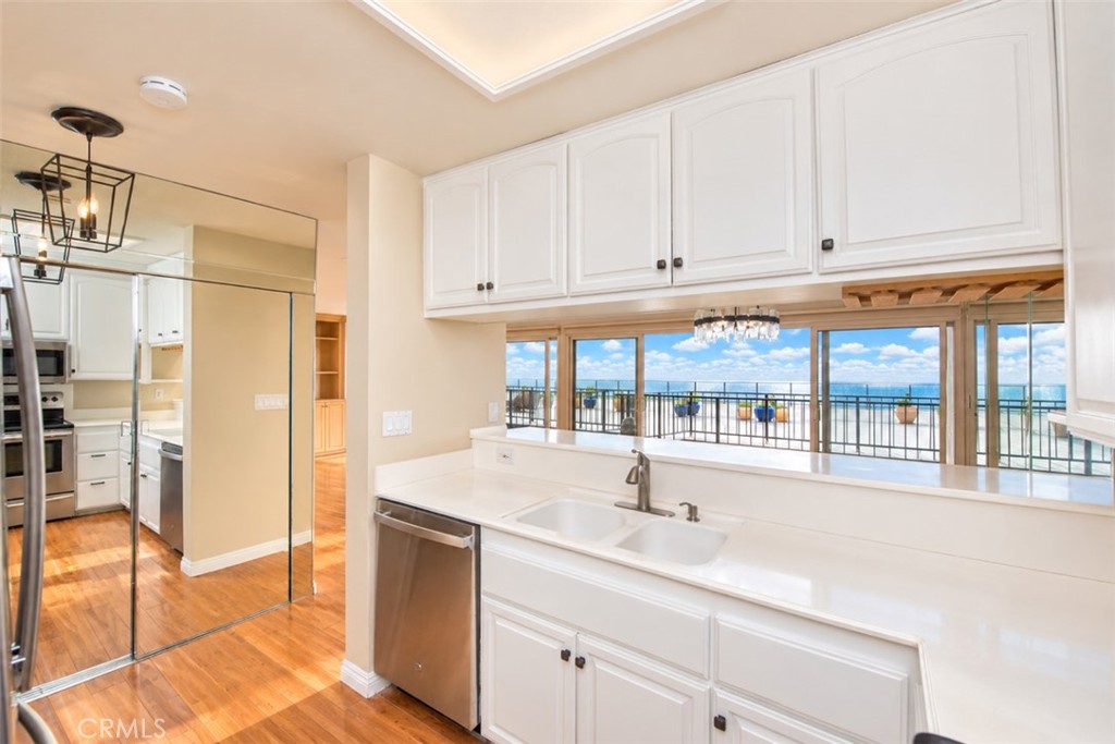 31423 Coast, Laguna Beach CA 92651 - photo 11